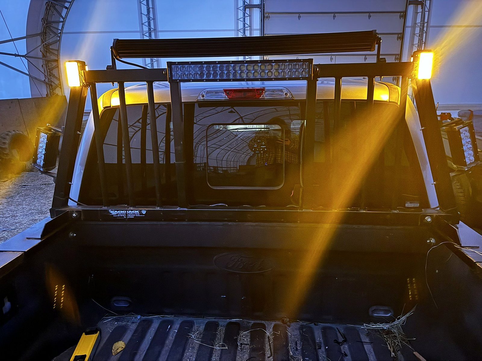 Pickup headache rack with amber strobes