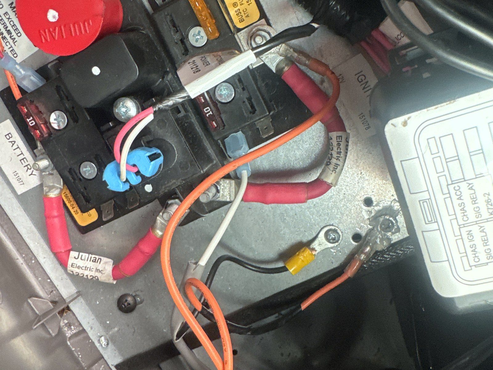 Power distribution connections with heat shrink